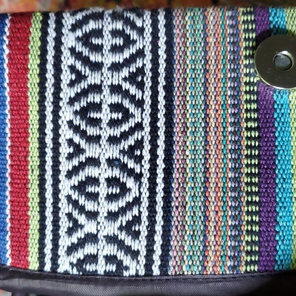 NWOT multicolored wallet with woven fabric - Picture 12 of 13